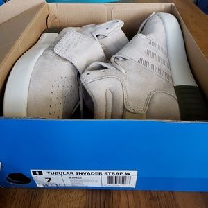 adidas Shoes - Adidas tubular adidas Shoes - Adidas tubular